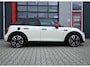 MINI Cooper S Mini 2.0 John Cooper Works | Pano | Carplay | JCW Kit | PDC | Carplay | Stoelverwarming | Leder | Cruise | Schakelpaddles | Pepper White