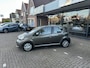 Toyota Aygo 1.0 VVT-i Aspiration automaat / slechts 55.000 km / facelift model / origineel Nederlandse auto / dealeronderhouden / rijklaarprijs incl. garantie, onderhoud, nieuwe APK en nieuwe Toyota pechhulppas!