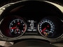 Volkswagen Golf 1.4 TSI Highline SCHUIFDAK NAVI GTI LM VELGEN STOELVERW. NAP GARANTIE APK
