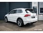 Volkswagen Tiguan 1.5 TSI R-Line|Keyles|Camera|ACC|Line|Carplay|Trekhaak