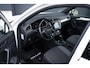 Volkswagen Tiguan 1.5 TSI R-Line|Keyles|Camera|ACC|Line|Carplay|Trekhaak