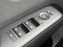 Hyundai Kona Comfort Smart 48.4 kWh / SOH 100% / Fabrieksgarantie tot 2-2030 / Adaptieve Cruise / Navigatie / Camera / Stoel Verwarming / Stuurwiel Verwarming / Adaptieve Cruise /