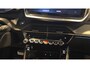 Peugeot 2008 GT | Active Safety Brake met camera en radar (automatisch noodremsysteem) met Distance Alert (waarschuwing dreigende aanrijding) | Advanced Active Safety Brake met camera en radar | Climate Control