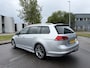 Volkswagen Golf Variant 1.2 TSI R-Line Blue-Motion 6-Bak 105 PK. Mooie en zeer goed onderhouden auto van de tweede eigenaar !!! Werkelijk als nieuw rijdende auto !! Kansje !