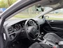 Volkswagen Golf Variant 1.2 TSI R-Line Blue-Motion 6-Bak 105 PK. Mooie en zeer goed onderhouden auto van de tweede eigenaar !!! Werkelijk als nieuw rijdende auto !! Kansje !