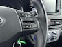 Hyundai i10 1.0 COMFORT 5-ZITS | NAVI via APPLE CAR PLAY & ANDROID AUTO | CRUISE | AIRCO | BLUETOOTH | ELEKTRISCHE RAMEN | CENTRALE DEURVERGRENDELING OP AFSTANDBED. |