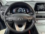 Hyundai Kona Electric EV COMFORT 64 kWh | PDC | 3 FASEN | WARMTEPOMP | CAMERA | CLIMA | CRUISE ADAPT. | NAVI | PRIVACY GLASS | DAKRAILING | APPLE CAR PLAY & ADROID AUTO |