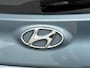 Hyundai Kona Electric EV COMFORT 64 kWh | PDC | 3 FASEN | WARMTEPOMP | CAMERA | CLIMA | CRUISE ADAPT. | NAVI | PRIVACY GLASS | DAKRAILING | APPLE CAR PLAY & ADROID AUTO |