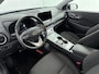 Hyundai Kona Electric EV COMFORT 64 kWh | PDC | 3 FASEN | WARMTEPOMP | CAMERA | CLIMA | CRUISE ADAPT. | NAVI | PRIVACY GLASS | DAKRAILING | APPLE CAR PLAY & ADROID AUTO |
