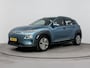 Hyundai Kona Electric EV COMFORT 64 kWh | PDC | 3 FASEN | WARMTEPOMP | CAMERA | CLIMA | CRUISE ADAPT. | NAVI | PRIVACY GLASS | DAKRAILING | APPLE CAR PLAY & ADROID AUTO |
