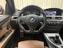BMW 3-Serie Coupé 320i LCI M-Sport / Org.NL! / 19'' LMV / Xenon / Leder / Stoelverwarming / Cruise / ECC Clima / Navigatie