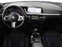 BMW 1-Serie 118i M Sport | Carplay | Sportstoelen | Camera | Half leder | Navigatie | Live Cockpit | Park Assist | Full LED | Climate control | Sfeerverlichting | Cruise control | Bluetooth