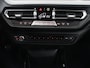 BMW 1-Serie 118i M Sport | Carplay | Sportstoelen | Camera | Half leder | Navigatie | Live Cockpit | Park Assist | Full LED | Climate control | Sfeerverlichting | Cruise control | Bluetooth