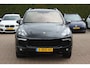 Porsche Cayenne 3.0 S E-Hybrid / Camera / Luchtvering / Leder / Bose / Keyless / 19'' / Stuur+Stoelverwarming / Navigatie / Dodehoek / Cruise Control
