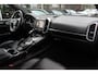 Porsche Cayenne 3.0 S E-Hybrid / Camera / Luchtvering / Leder / Bose / Keyless / 19'' / Stuur+Stoelverwarming / Navigatie / Dodehoek / Cruise Control