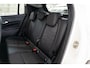 Jeep Avenger Altitude 54 kWh | Stoelverwarming | Voorruit verwarmd | Keyless | 18 inch Lichtmetalen velgen | Elektrische Achterklep |