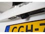 Jeep Avenger Altitude 54 kWh | Stoelverwarming | Voorruit verwarmd | Keyless | 18 inch Lichtmetalen velgen | Elektrische Achterklep |