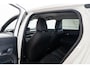 Jeep Avenger Altitude 54 kWh | Stoelverwarming | Voorruit verwarmd | Keyless | 18 inch Lichtmetalen velgen | Elektrische Achterklep |