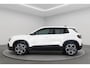 Jeep Avenger Altitude 54 kWh | Stoelverwarming | Voorruit verwarmd | Keyless | 18 inch Lichtmetalen velgen | Elektrische Achterklep |