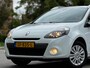 Renault Clio Estate 1.2 TCE Corporate|NAVI|PSENSOR|HALFLEDER|AIRCO|TREKHAAK|CRUISE|2XSLEUTELS|COMPLEET ONDERHOUDEN