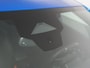 Peugeot e-208 GT | 8 jaar fabrieksgarantie of 160.000 kilometer op het accupakket | Adaptieve cruise control met Stop&Go functie | Armsteunen op de voorportieren bekleed met kunstleder met groen sierstiksel (GT-Line)