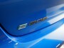 Peugeot e-208 GT | 8 jaar fabrieksgarantie of 160.000 kilometer op het accupakket | Adaptieve cruise control met Stop&Go functie | Armsteunen op de voorportieren bekleed met kunstleder met groen sierstiksel (GT-Line)