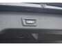BMW 5-Serie Touring 520i High Ex. M-Sport | Pano | Leer | El. Trekhaak | OrigNL | NAP