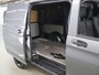 Mercedes-Benz Vito 114 CDI | Aut. | L2 Lang | LM Velgen | Trekhaak | LED Koplampen | 3-zits | Parkeercamera | Navigatie | Climate Control | Certified