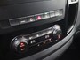 Mercedes-Benz Vito 114 CDI | Aut. | L2 Lang | LM Velgen | Trekhaak | LED Koplampen | 3-zits | Parkeercamera | Navigatie | Climate Control | Certified