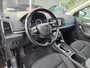 Skoda Karoq 1.5 TSI ACT Business Edition 150 Pk DSG/AUTO | Trekhaak uitklapbaar | Apple carplay Android auto | Navigatie | Parkeersensoren voor/achter | Voorstoelen verwarmd | Cruise control adaptief | DAB | 17"LMV