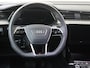 Audi E-tron 55 quattro S edition 95 kWh | SoH 100% | Trekhaak | Luchtvering | Parkeerassistent | Stoelverwarming | Navigatie Plus | Achteruitrijcamera | Cruise control |
