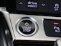 Audi E-tron 55 quattro S edition 95 kWh | SoH 100% | Trekhaak | Luchtvering | Parkeerassistent | Stoelverwarming | Navigatie Plus | Achteruitrijcamera | Cruise control |
