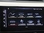Audi E-tron 55 quattro S edition 95 kWh | SoH 100% | Trekhaak | Luchtvering | Parkeerassistent | Stoelverwarming | Navigatie Plus | Achteruitrijcamera | Cruise control |