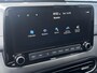 Hyundai Kona Premium 1.6 GDI HEV 105pk | TREKHAAK | LEDER | NAVI | APPLE CARPLAY / ANDROID AUTO | HEAD-UP DISPLAY | ADAPTIVE CRUISE |