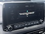 Hyundai Kona Premium 1.6 GDI HEV 105pk | TREKHAAK | LEDER | NAVI | APPLE CARPLAY / ANDROID AUTO | HEAD-UP DISPLAY | ADAPTIVE CRUISE |