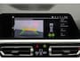 BMW 3-Serie Touring 330e Business Edition Plus M-sport Panoramadak, M-Sportstoelen, Carbon, Camera, Elektr. Trekhaak, 19''