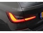 BMW 3-Serie Touring 330e Business Edition Plus M-sport Panoramadak, M-Sportstoelen, Carbon, Camera, Elektr. Trekhaak, 19''