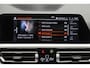 BMW 3-Serie Touring 330e Business Edition Plus M-sport Panoramadak, M-Sportstoelen, Carbon, Camera, Elektr. Trekhaak, 19''