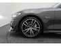 BMW 3-Serie Touring 330e Business Edition Plus M-sport Panoramadak, M-Sportstoelen, Carbon, Camera, Elektr. Trekhaak, 19''