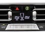 BMW 3-Serie Touring 330e Business Edition Plus M-sport Panoramadak, M-Sportstoelen, Carbon, Camera, Elektr. Trekhaak, 19''