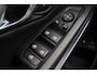 BMW 3-Serie Touring 330e Business Edition Plus M-sport Panoramadak, M-Sportstoelen, Carbon, Camera, Elektr. Trekhaak, 19''