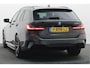BMW 3-Serie Touring 330e Business Edition Plus M-sport Panoramadak, M-Sportstoelen, Carbon, Camera, Elektr. Trekhaak, 19''