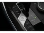 BMW 3-Serie Touring 330e Business Edition Plus M-sport Panoramadak, M-Sportstoelen, Carbon, Camera, Elektr. Trekhaak, 19''