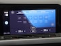 Volkswagen Golf 1.0 TSI Life | Achteruitrijcamera | Dodehoek detectie | Navigatie | Adaptieve cruise control | 3-zone airco | Elektrisch inklapbare buitenspiegels | Draadloze telefoonlader |