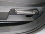 Volkswagen Golf 1.0 TSI Life | Achteruitrijcamera | Dodehoek detectie | Navigatie | Adaptieve cruise control | 3-zone airco | Elektrisch inklapbare buitenspiegels | Draadloze telefoonlader |