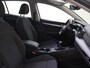 Volkswagen Golf 1.0 TSI Life | Achteruitrijcamera | Dodehoek detectie | Navigatie | Adaptieve cruise control | 3-zone airco | Elektrisch inklapbare buitenspiegels | Draadloze telefoonlader |