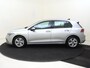 Volkswagen Golf 1.0 TSI Life | Achteruitrijcamera | Dodehoek detectie | Navigatie | Adaptieve cruise control | 3-zone airco | Elektrisch inklapbare buitenspiegels | Draadloze telefoonlader |