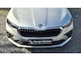 Skoda Scala 1.0 TSI Selection Camera achter - Keyless - 16 Lichtmetaal - Led Koplampen - Image Pakket - Licht en Regen sensor - Skoda Care Connect service - Virtual cockpit - PDC voor en achter