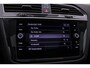 Volkswagen Tiguan Highline Business R 1.5 TSI 150pk DSG Automaat Panoramadak, Adaptive cruise control, Elektrische achterklep, Achteruitrijcamera, Navigatie