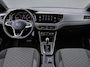 Volkswagen Polo 1.0 TSI 95pk R-Line / Navigatie by APP / LM 16 inch / Parkeersensoren / LED / 2x R-Line